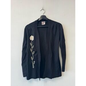 Vintage Offering Cardigan Sweater Womens Medium Black Embroidered Flower 70s